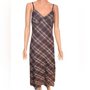 Plaid Grey and Cream Sleeveless V-Neck Midi Dress XS (p2p 16”)
